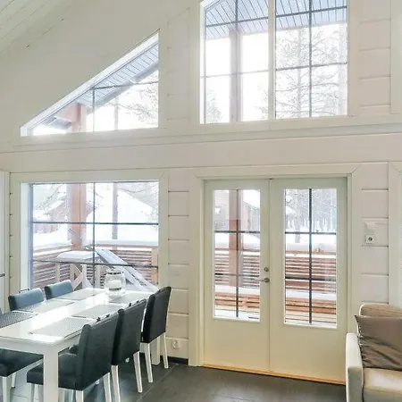 Sleeps 8 Loma-asunnot Sirkka